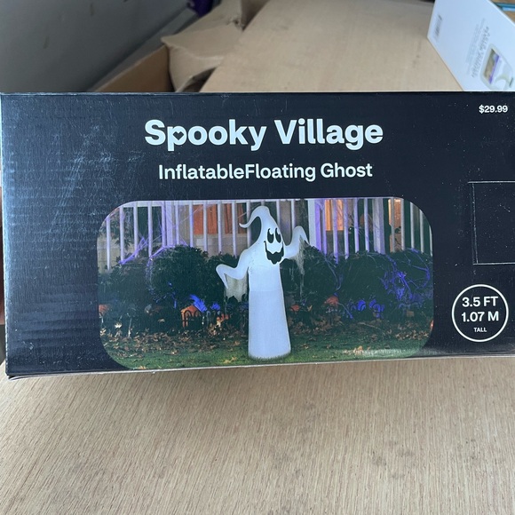 Spooky Village Floating Ghost Inflatable - Picture 3 of 3
